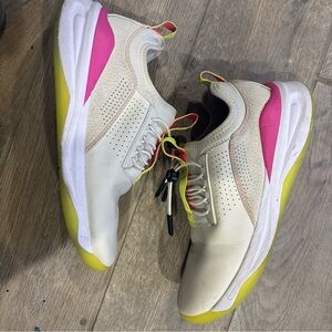 Clove nursing shoes women’s size 8